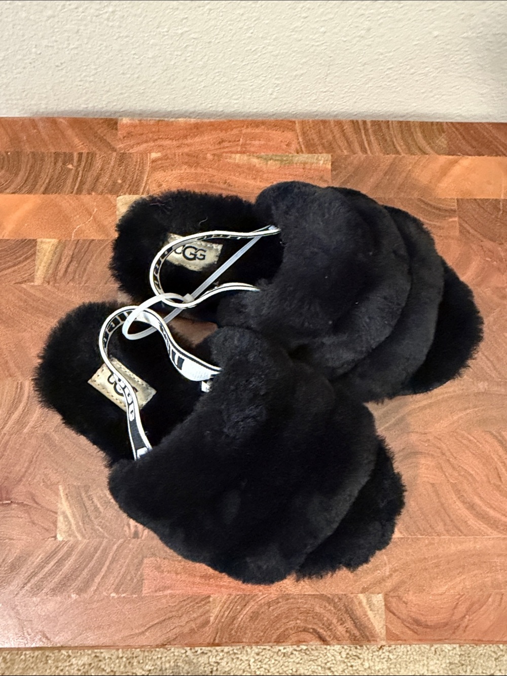 UGG Toddler Fluff Yeah Slide Sandal Authentic Size 11